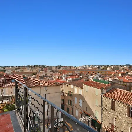 شقة Old 2 Terraces Sea And Mountain Views أنتيب